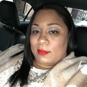 Meet your Posher, Angeleta